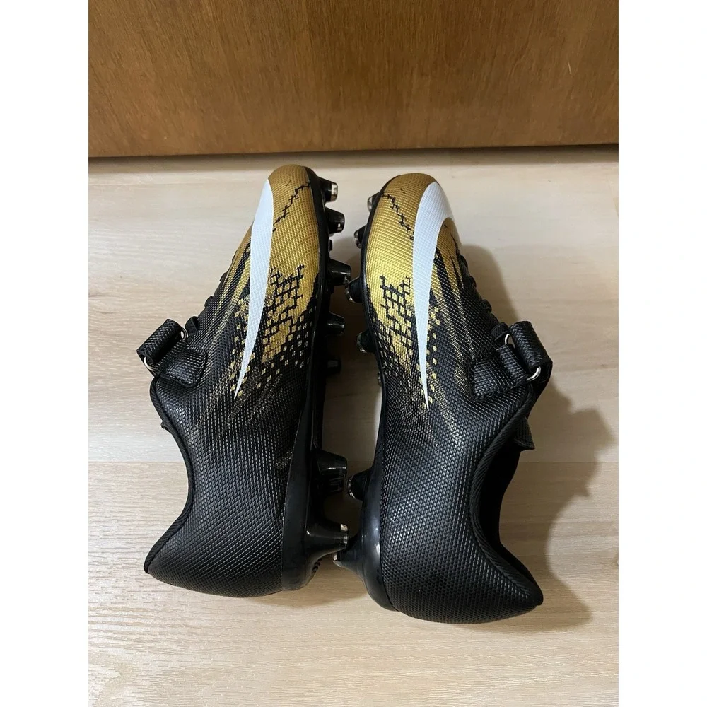 Daoquan‎ Soccer Shoes Boys Size EU 36, Youth 4 Approx Black Gold New